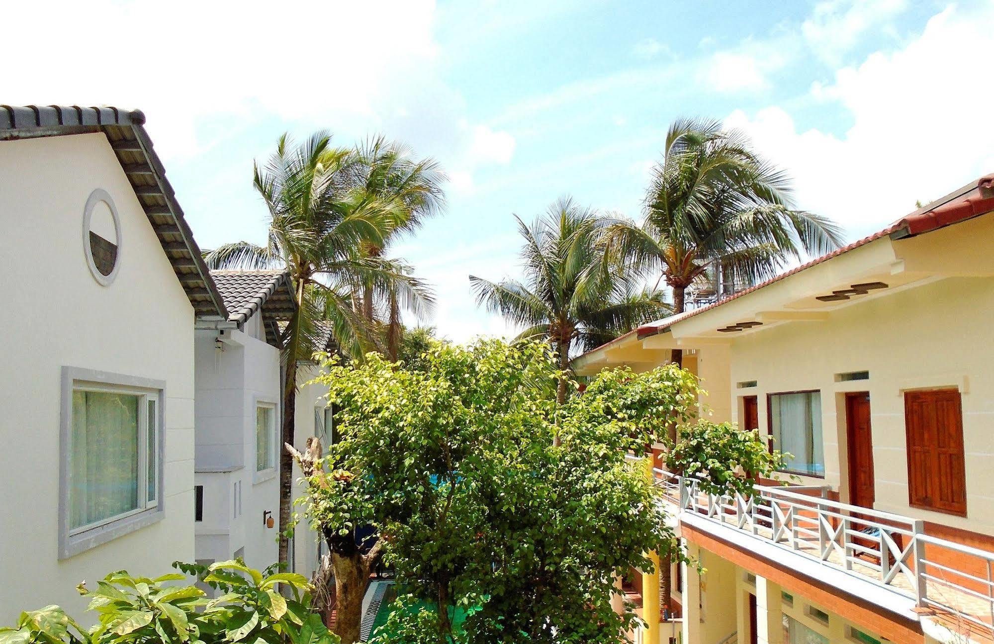 Oyo 614 Phu Quy Resort Exteriör bild
