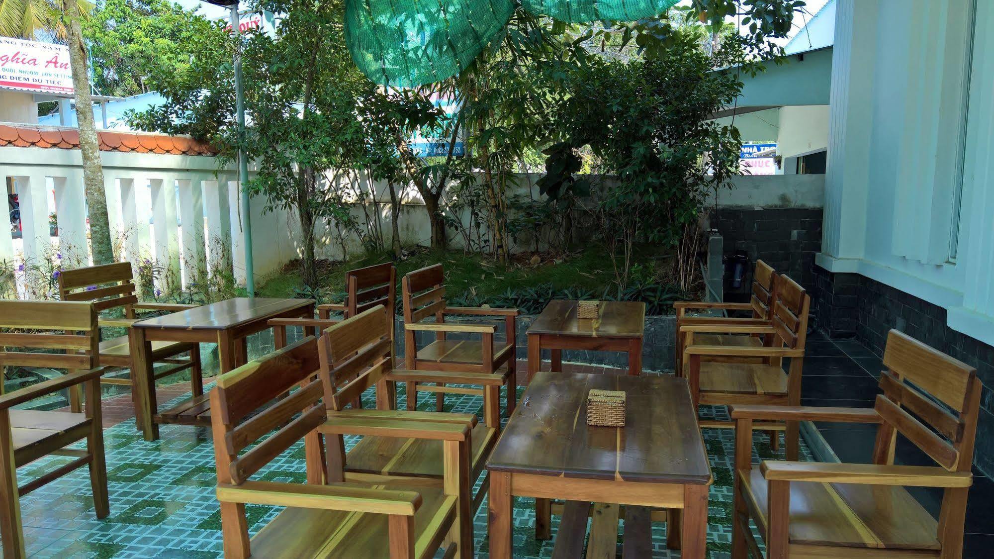 Oyo 614 Phu Quy Resort Exteriör bild