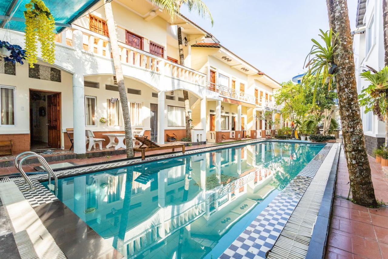 Oyo 614 Phu Quy Resort Exteriör bild